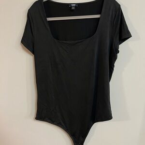 EXPRESS| black square neck bodysuit